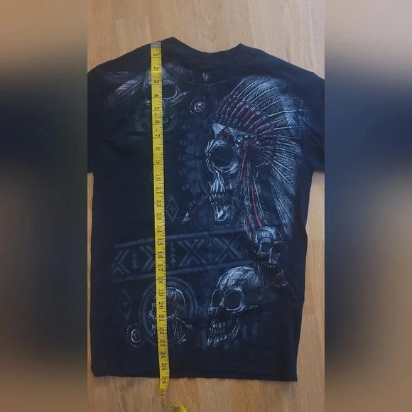 Affliction Style Indian Skulls With Headdress Size‎ Small? Black & Grey T-shirt - Picture 3 of 5